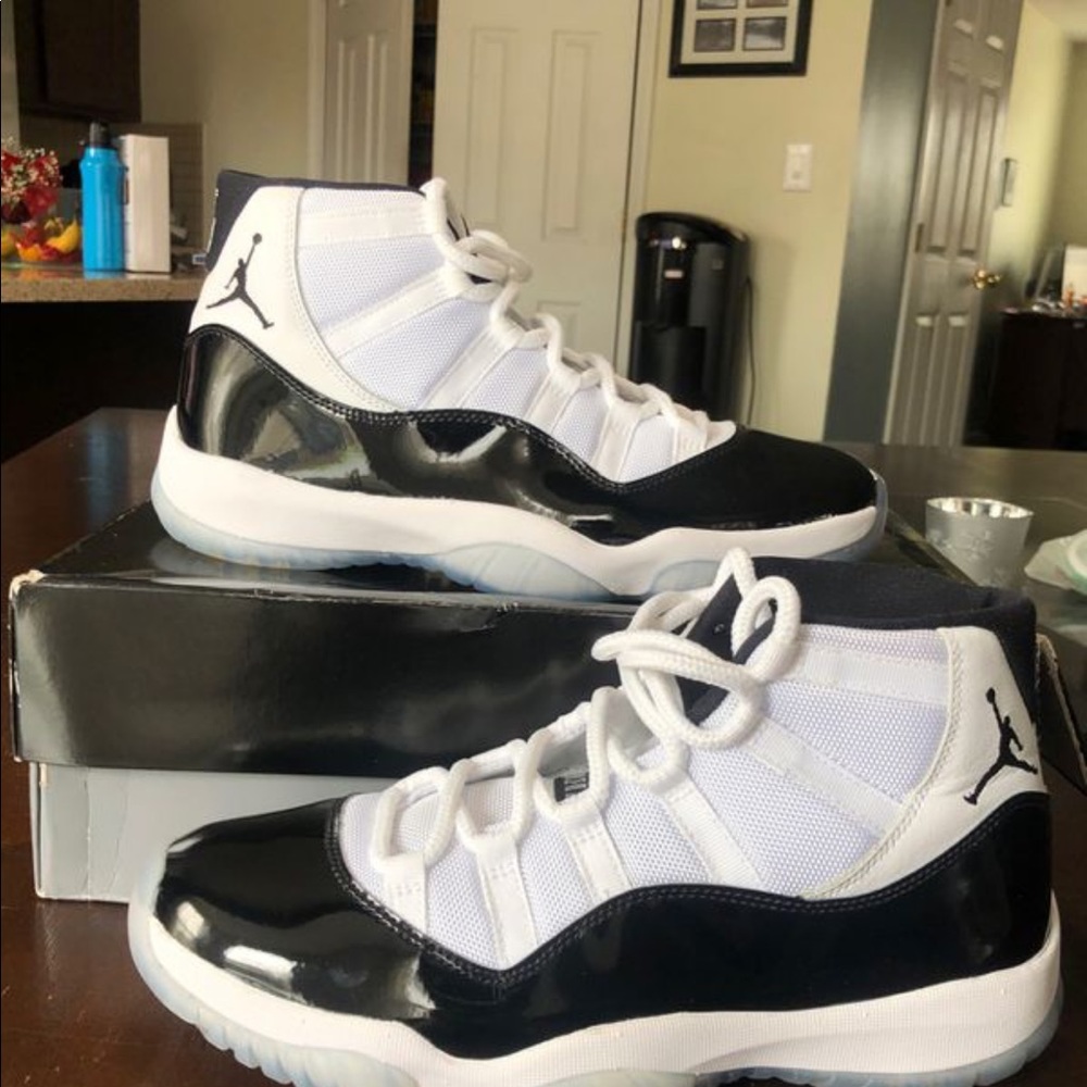 Jordan 11s